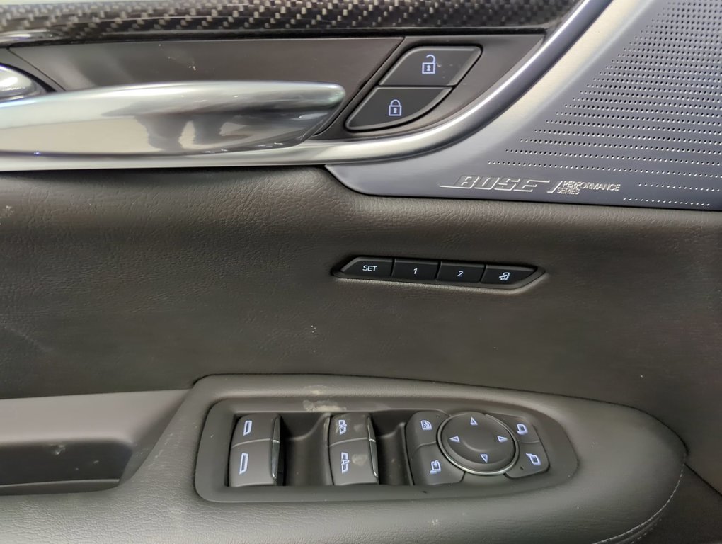 2025 Cadillac XT6 Sport in Dartmouth, Nova Scotia - 13 - w1024h768px