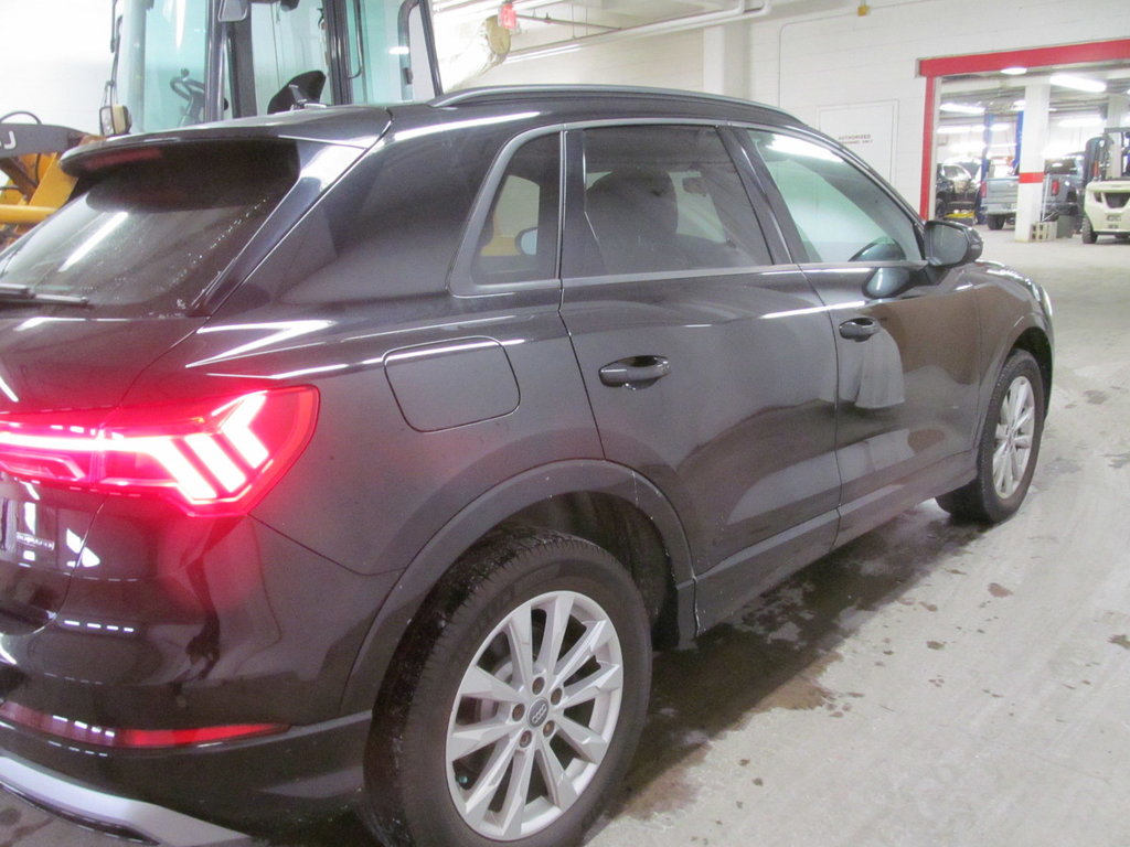 2019 Audi Q3 Komfort Quattro AWD Fresh 2yr MVI in Dartmouth, Nova Scotia - 4 - w1024h768px