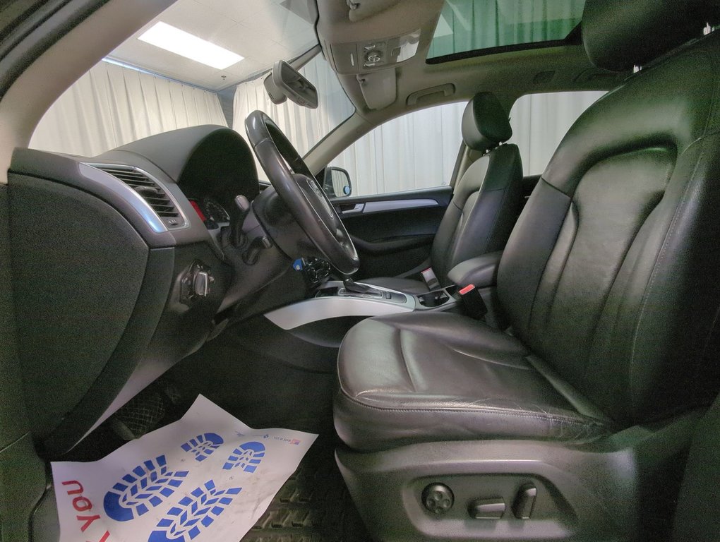 2012 Audi Q5 3.2L in Dartmouth, Nova Scotia - 11 - w1024h768px