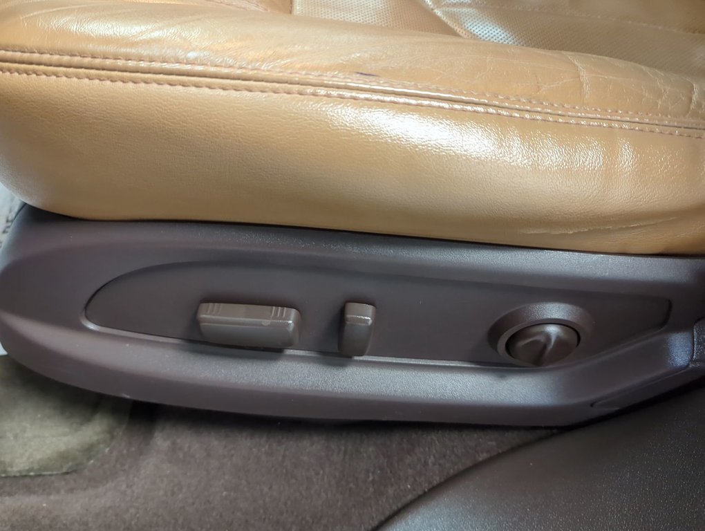 2017 Buick Enclave Premium in Dartmouth, Nova Scotia - 12 - w1024h768px