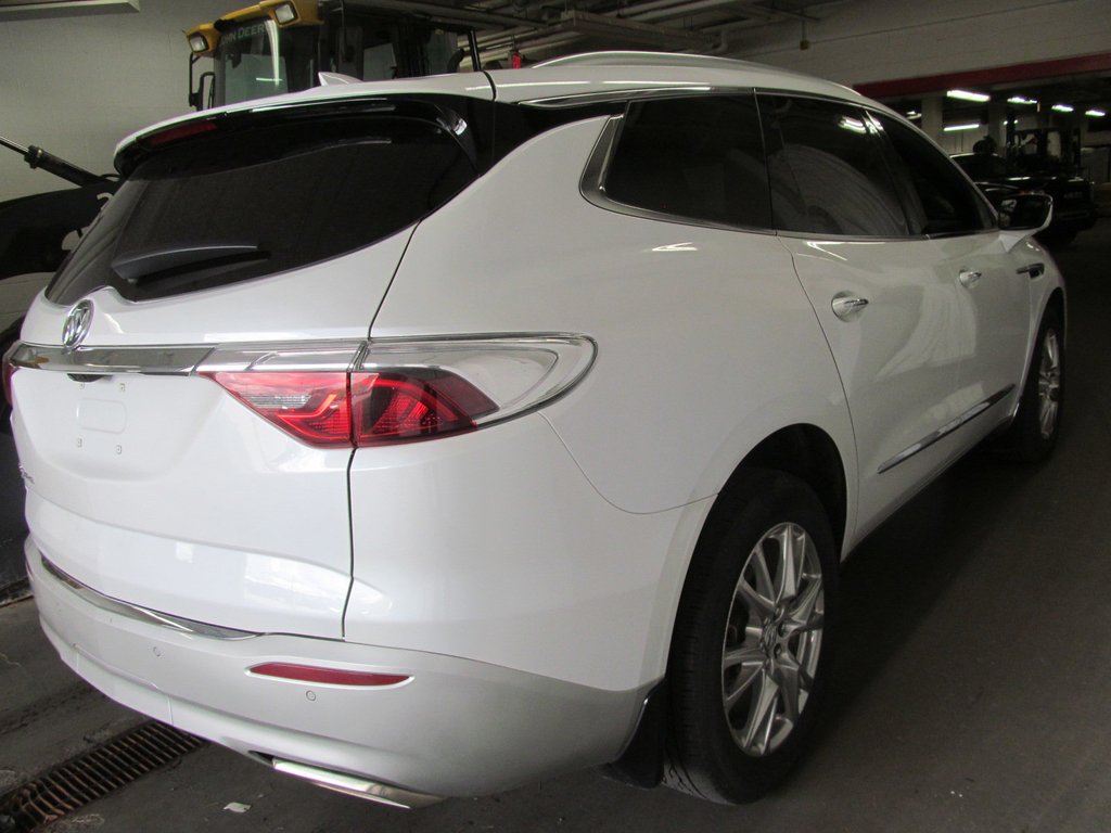 2023 Buick Enclave Premium in Dartmouth, Nova Scotia - 4 - w1024h768px