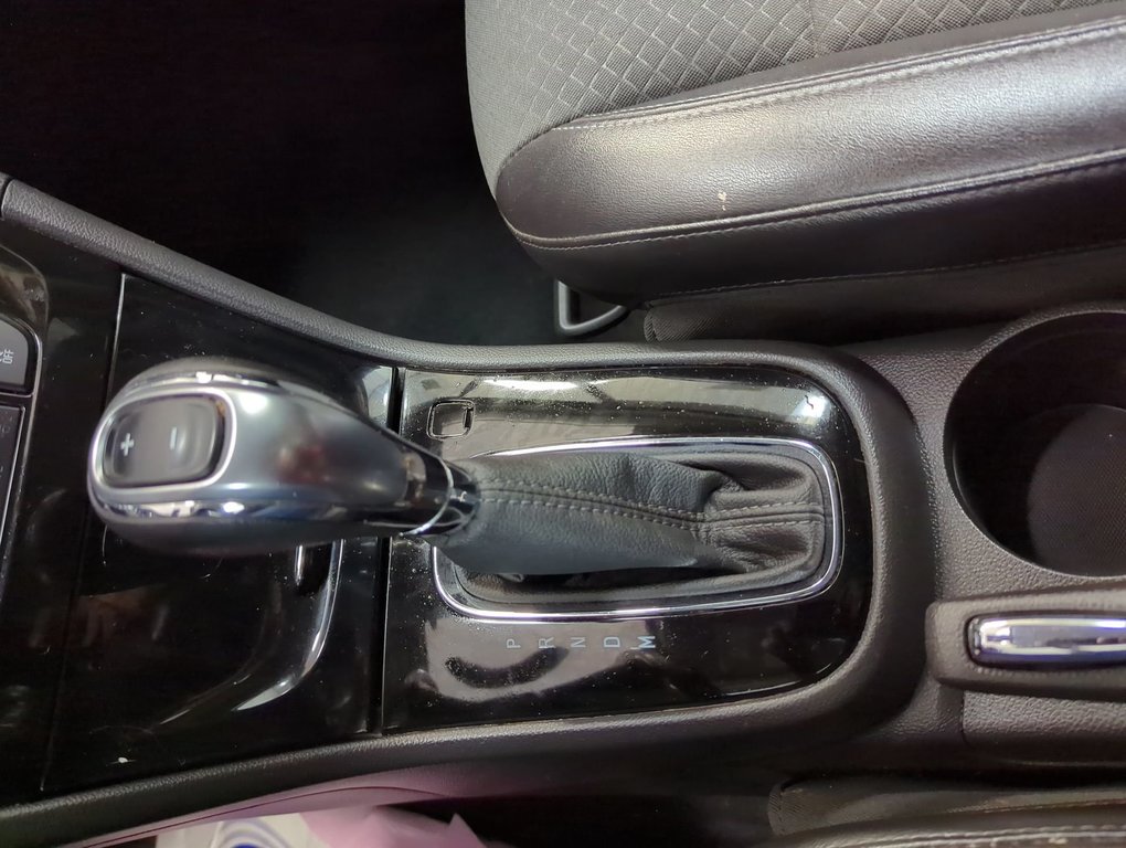 2018 Buick Encore Sport Touring in Dartmouth, Nova Scotia - 19 - w1024h768px