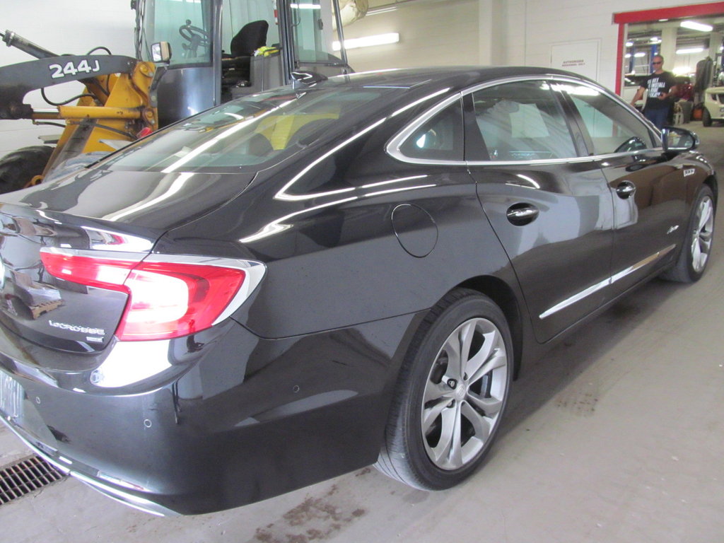 2019 Buick LaCrosse Avenir in Dartmouth, Nova Scotia - 4 - w1024h768px