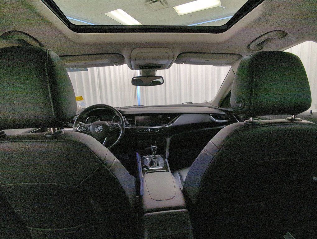 2018 Buick Regal Sportback Essence in Dartmouth, Nova Scotia - 21 - w1024h768px