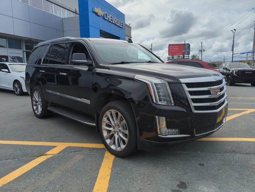 2019  Escalade Luxury *GM Certified* in Dartmouth, Nova Scotia - 2 - w1024h768px