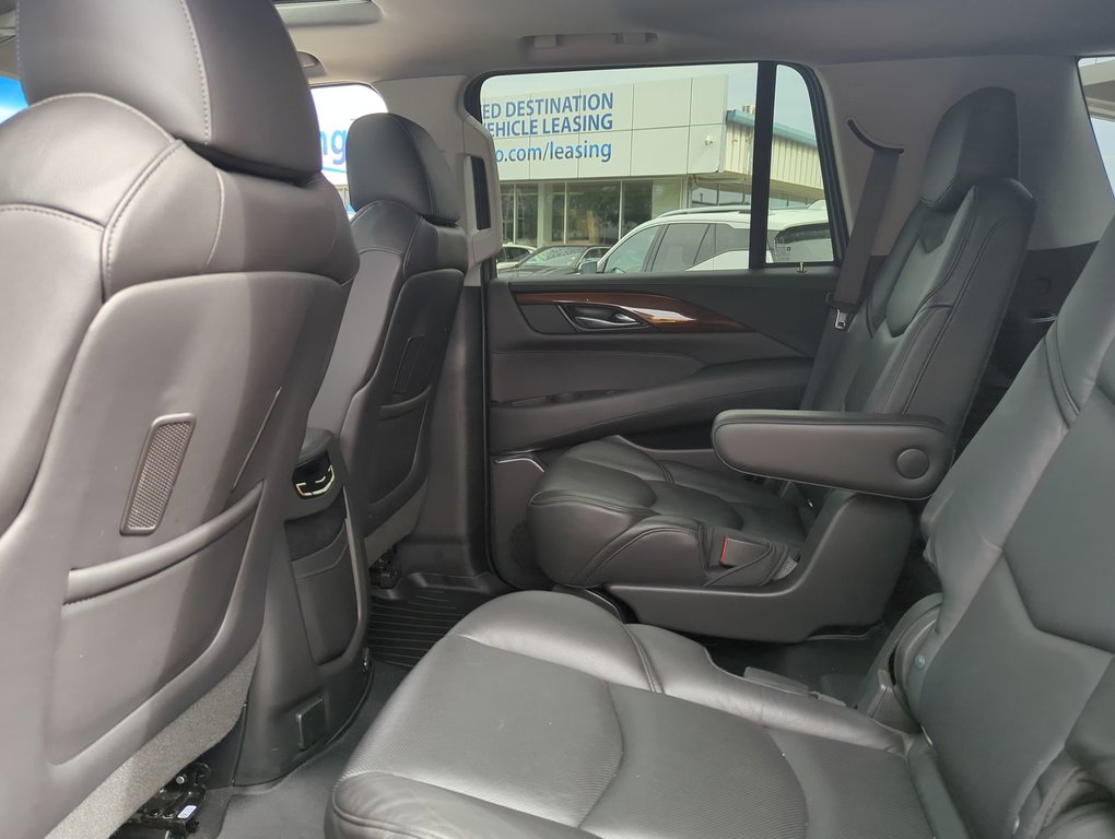 2019  Escalade Luxury *GM Certified* in Dartmouth, Nova Scotia - 23 - w1024h768px