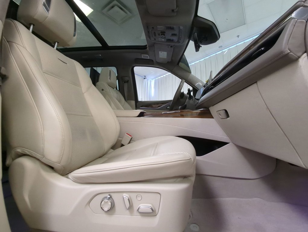 2024 Cadillac Escalade 4WD Sport Platinum in Dartmouth, Nova Scotia - 26 - w1024h768px