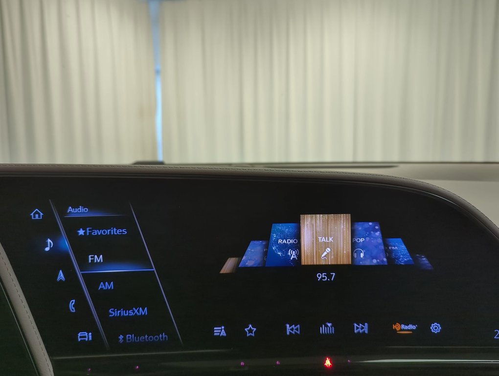 2024 Cadillac Escalade 4WD Sport Platinum in Dartmouth, Nova Scotia - 16 - w1024h768px