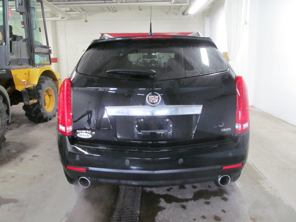 2014 Cadillac SRX Luxury in Dartmouth, Nova Scotia - 3 - w1024h768px