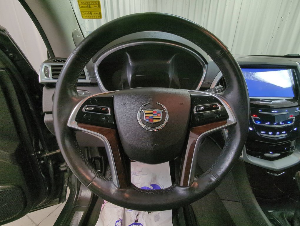 2014 Cadillac SRX Luxury in Dartmouth, Nova Scotia - 14 - w1024h768px
