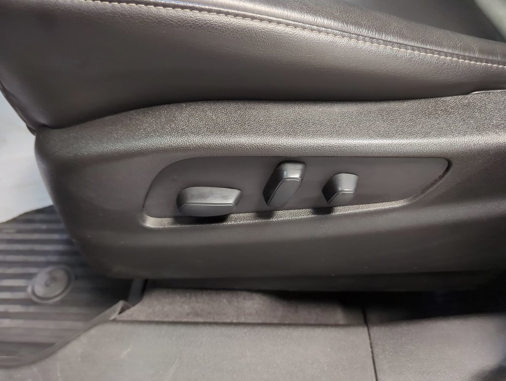 2020 Cadillac XT4 AWD Premium Luxury in Dartmouth, Nova Scotia - 12 - w1024h768px