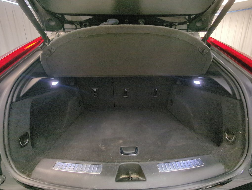 2020 Cadillac XT4 AWD Premium Luxury in Dartmouth, Nova Scotia - 24 - w1024h768px