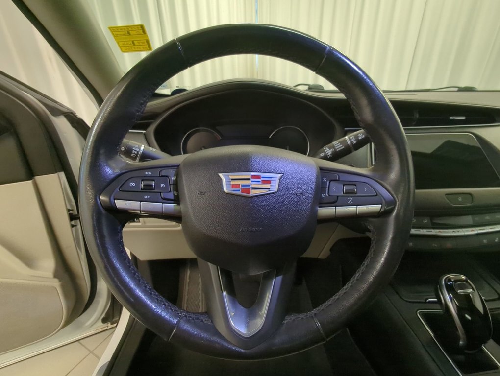 2021 Cadillac XT4 AWD Premium Luxury in Dartmouth, Nova Scotia - 14 - w1024h768px