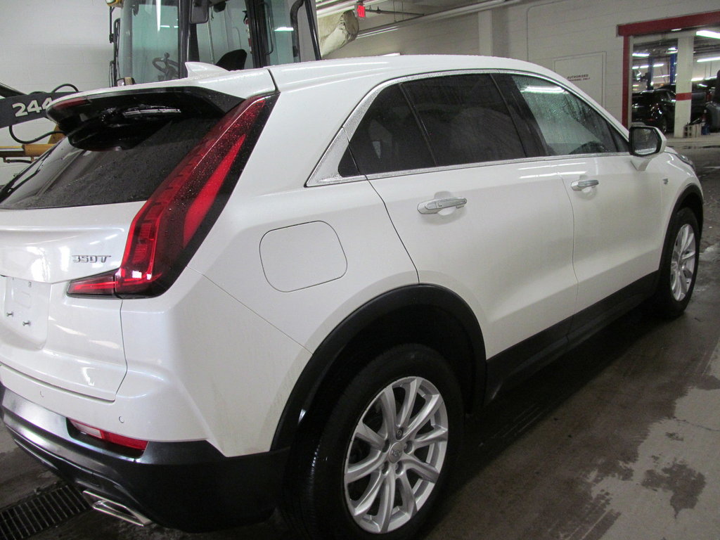 2023 Cadillac XT4 AWD Luxury in Dartmouth, Nova Scotia - 4 - w1024h768px