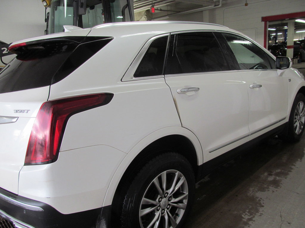 2022 Cadillac XT5 AWD Premium Luxury in Dartmouth, Nova Scotia - 4 - w1024h768px