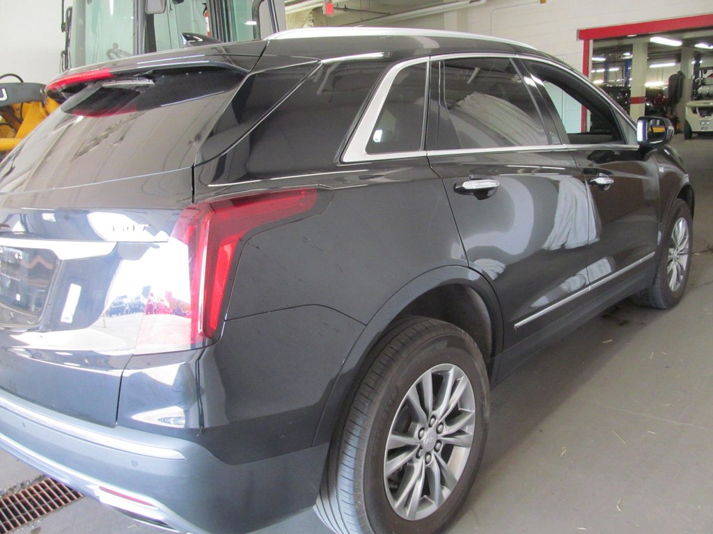 2022 Cadillac XT5 AWD Premium Luxury in Dartmouth, Nova Scotia - 4 - w1024h768px