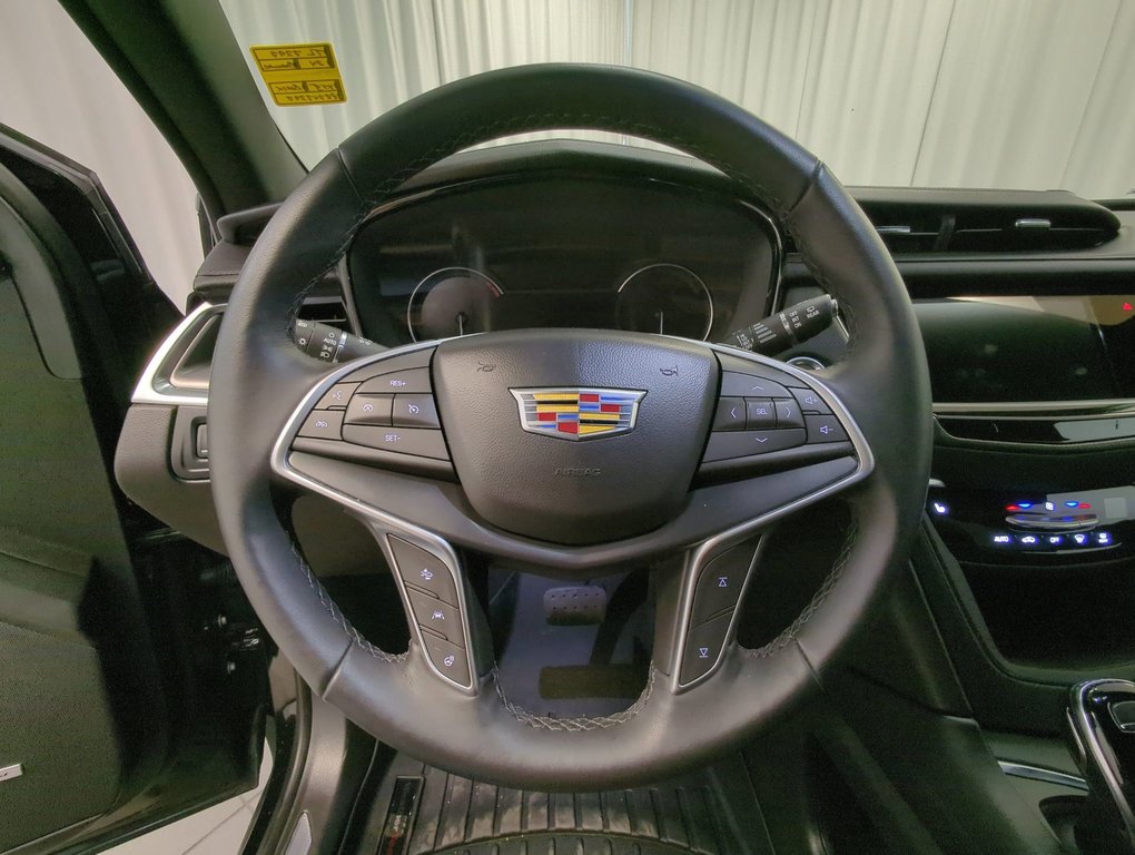 2024 Cadillac XT5 AWD Luxury in Dartmouth, Nova Scotia - 14 - w1024h768px