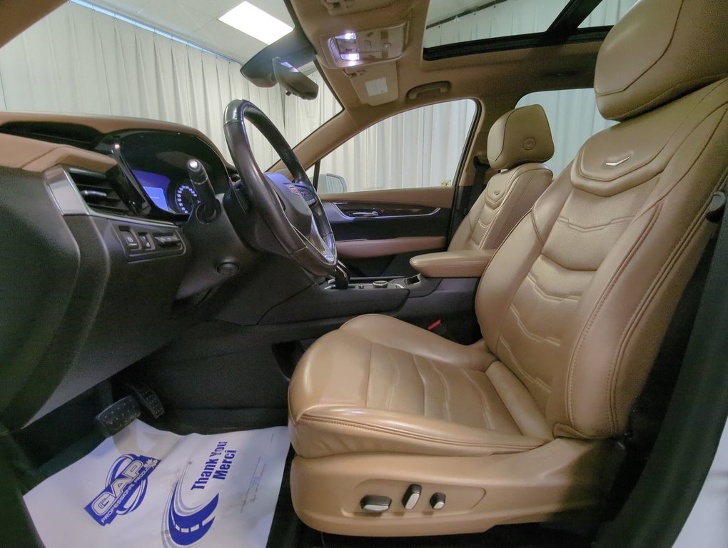 2020 Cadillac XT6 Premium Luxury in Dartmouth, Nova Scotia - 11 - w1024h768px