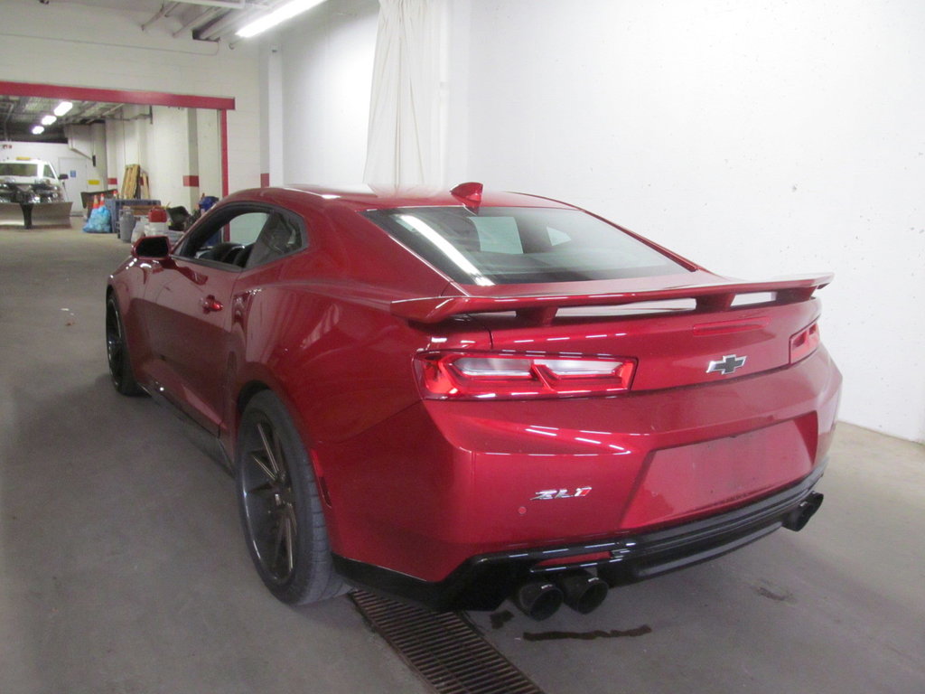 2018  Camaro ZL1 in Dartmouth, Nova Scotia - 2 - w1024h768px