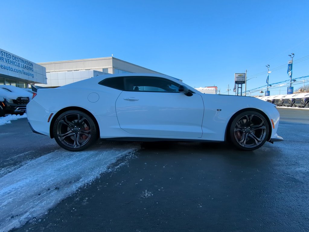 2018 Chevrolet Camaro 1SS Coupe *GM Certified* in Dartmouth, Nova Scotia - 9 - w1024h768px