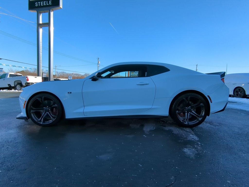 2018 Chevrolet Camaro 1SS Coupe *GM Certified* in Dartmouth, Nova Scotia - 5 - w1024h768px