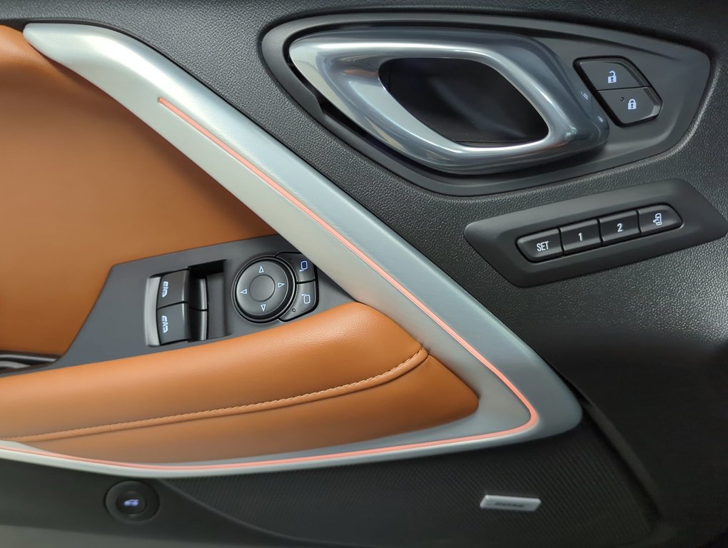 2019 Chevrolet Camaro 2SS in Dartmouth, Nova Scotia - 13 - w1024h768px