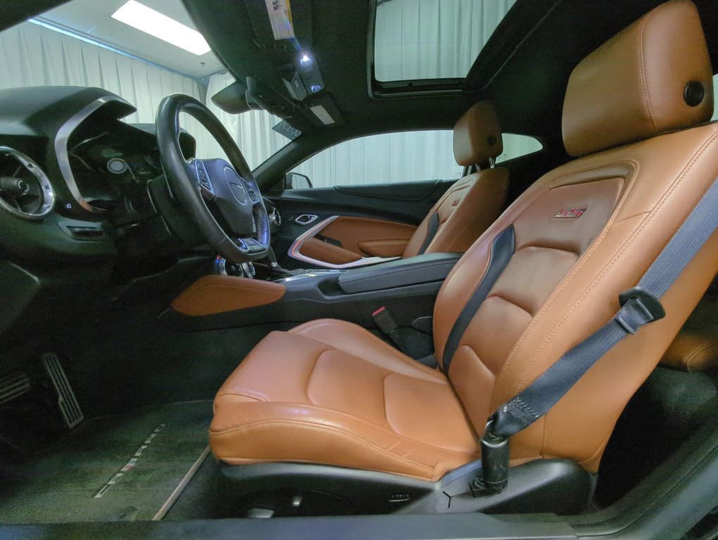 2019 Chevrolet Camaro 2SS in Dartmouth, Nova Scotia - 11 - w1024h768px