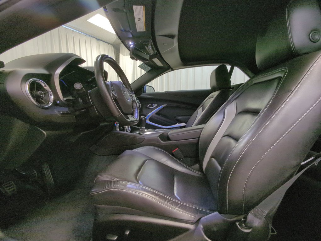 2021 Chevrolet Camaro 3LT in Dartmouth, Nova Scotia - 11 - w1024h768px