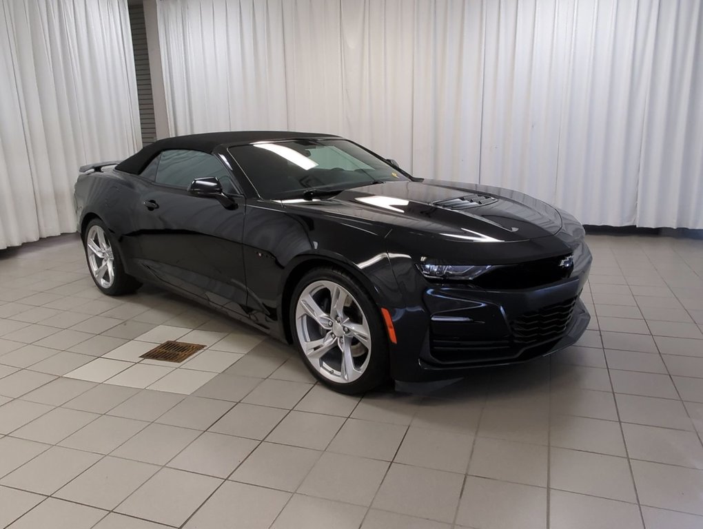 2022  Camaro 1SS Convertible *GM Certified* in Dartmouth, Nova Scotia - 9 - w1024h768px