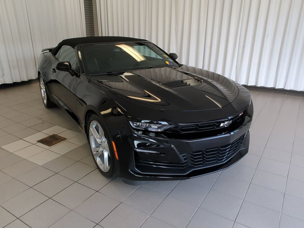 2022  Camaro 1SS Convertible *GM Certified* in Dartmouth, Nova Scotia - 2 - w1024h768px