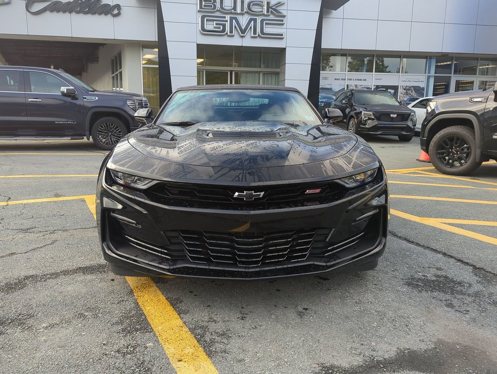 2023  Camaro 1SS in Dartmouth, Nova Scotia - 3 - w1024h768px