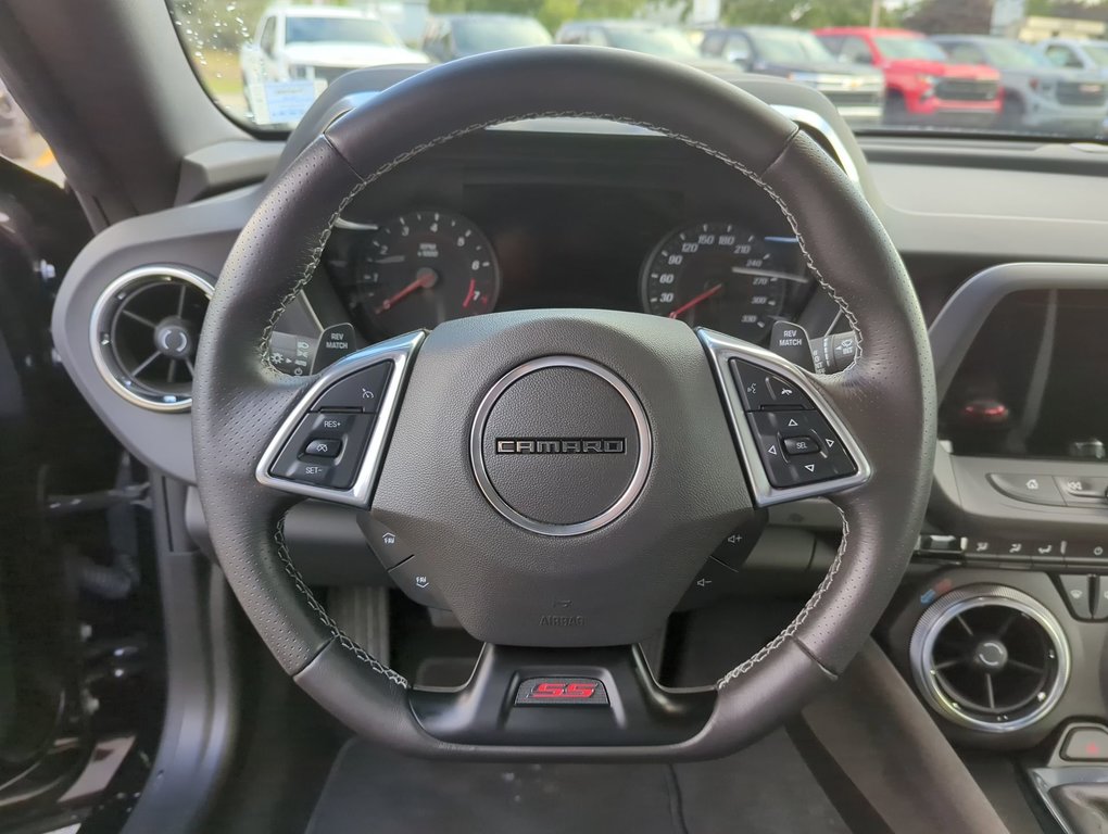 2023  Camaro 1SS in Dartmouth, Nova Scotia - 14 - w1024h768px