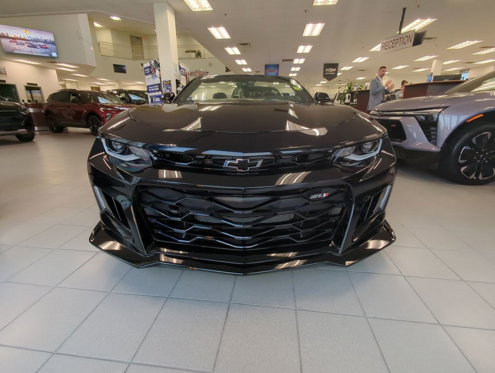 2023  Camaro ZL1 650HP *GM Certified* 4.99% Financing OAC in Dartmouth, Nova Scotia - 3 - w1024h768px