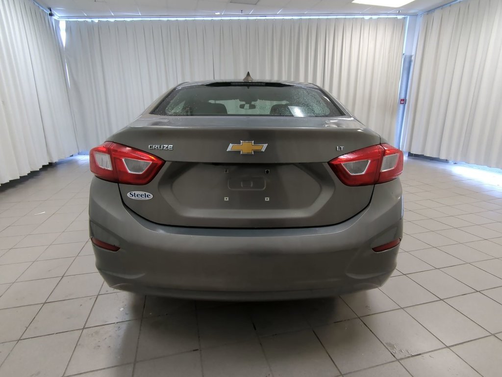 2017 Chevrolet Cruze LT in Dartmouth, Nova Scotia - 7 - w1024h768px