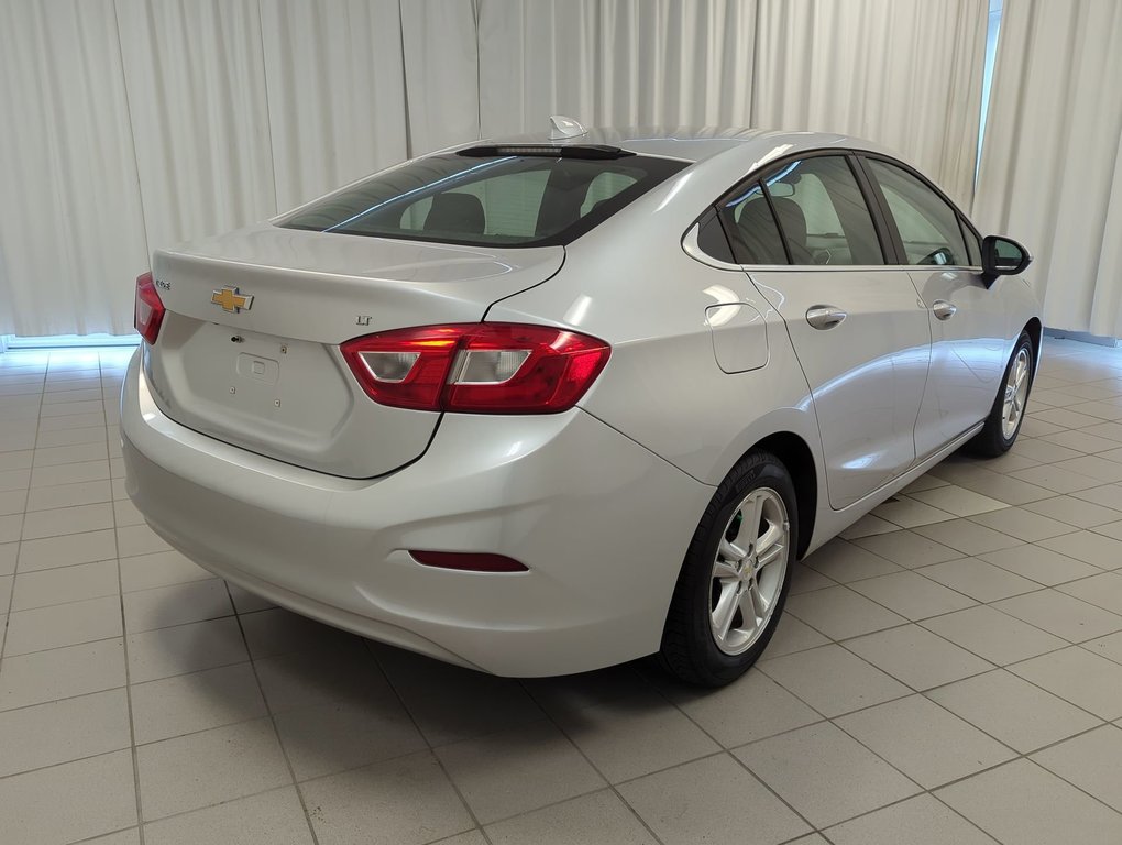 2017 Chevrolet Cruze LT in Dartmouth, Nova Scotia - 8 - w1024h768px