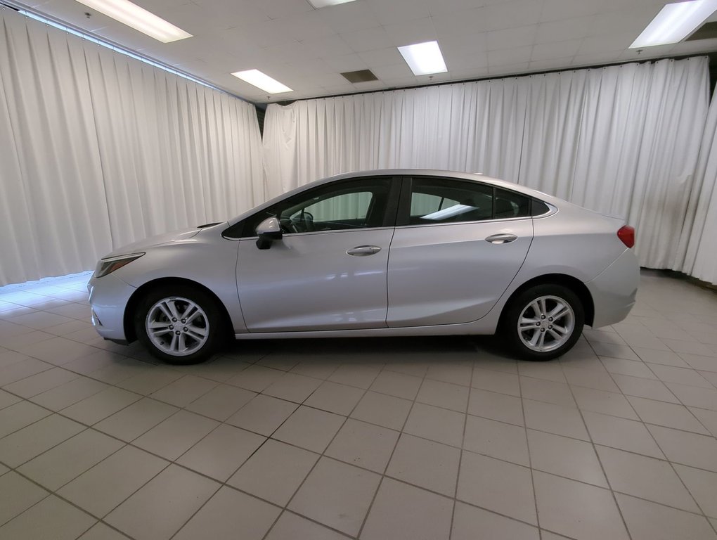 2017 Chevrolet Cruze LT in Dartmouth, Nova Scotia - 5 - w1024h768px