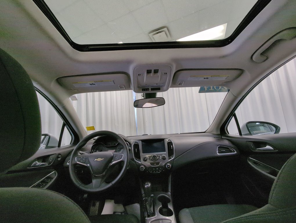 2017 Chevrolet Cruze LT in Dartmouth, Nova Scotia - 21 - w1024h768px