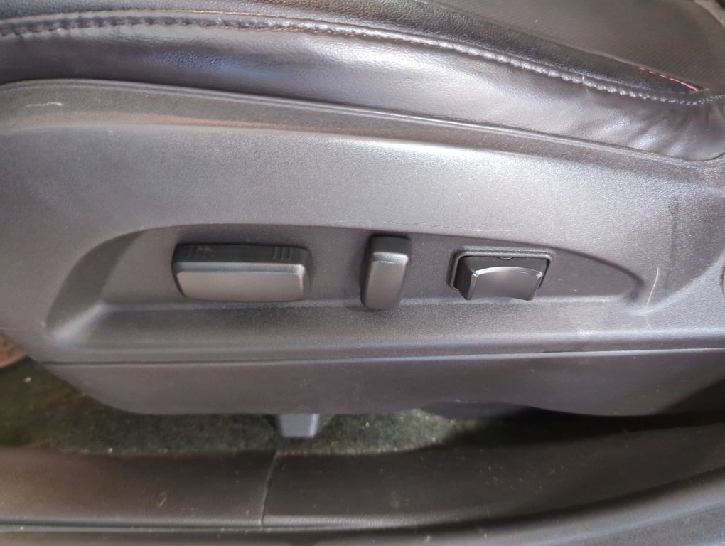 2017 Chevrolet Equinox Premier in Dartmouth, Nova Scotia - 12 - w1024h768px