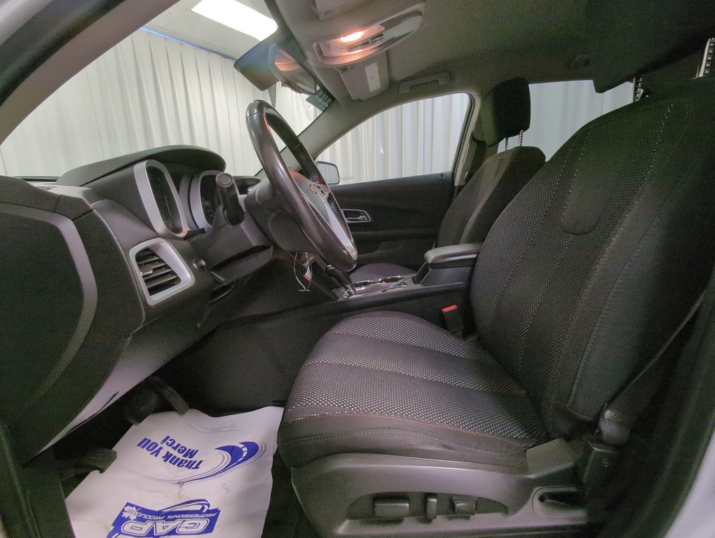 2017 Chevrolet Equinox LT in Dartmouth, Nova Scotia - 11 - w1024h768px