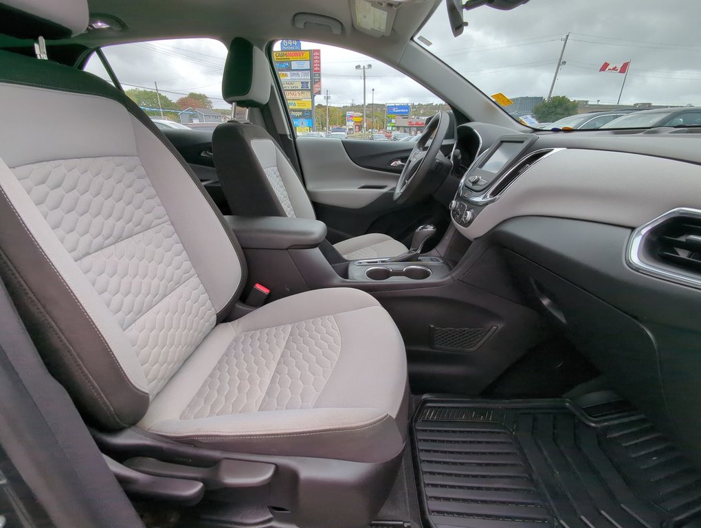 2018  Equinox LS in Dartmouth, Nova Scotia - 23 - w1024h768px