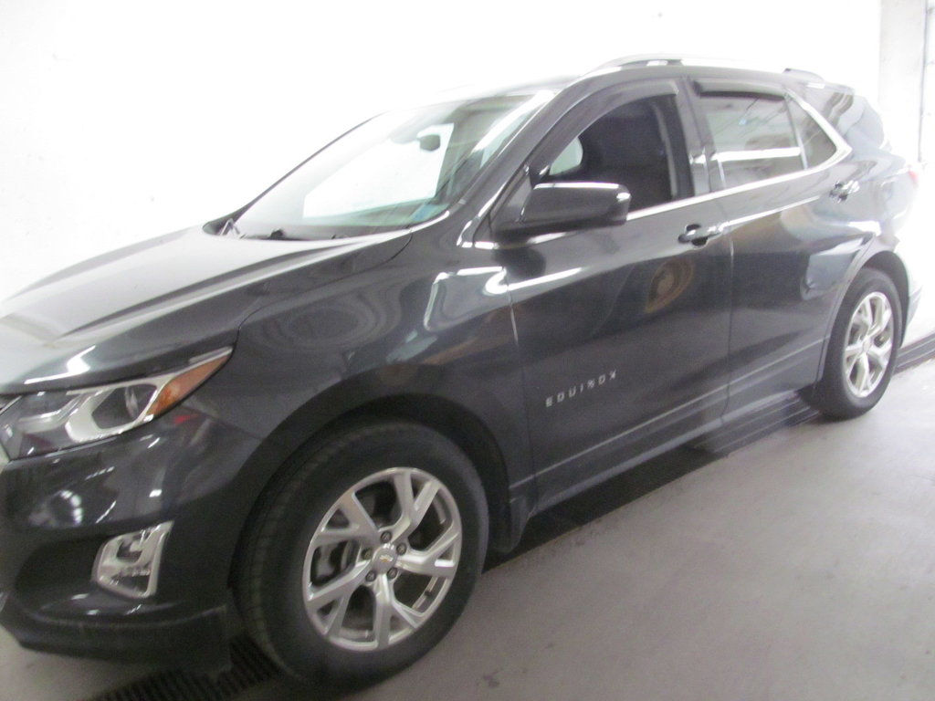 2020 Chevrolet Equinox LT in Dartmouth, Nova Scotia - 2 - w1024h768px