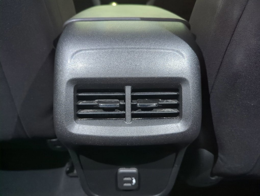 2020 Chevrolet Equinox LT in Dartmouth, Nova Scotia - 20 - w1024h768px