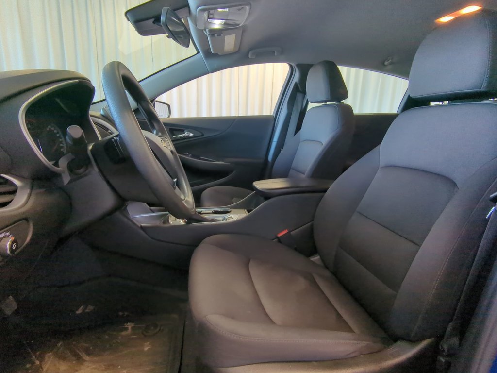 2023 Chevrolet Malibu 1LT in Dartmouth, Nova Scotia - 11 - w1024h768px