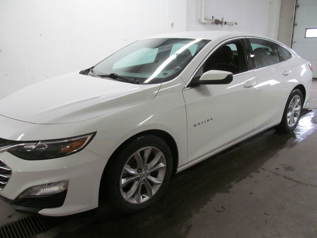 2023 Chevrolet Malibu 1LT in Dartmouth, Nova Scotia - 2 - w1024h768px