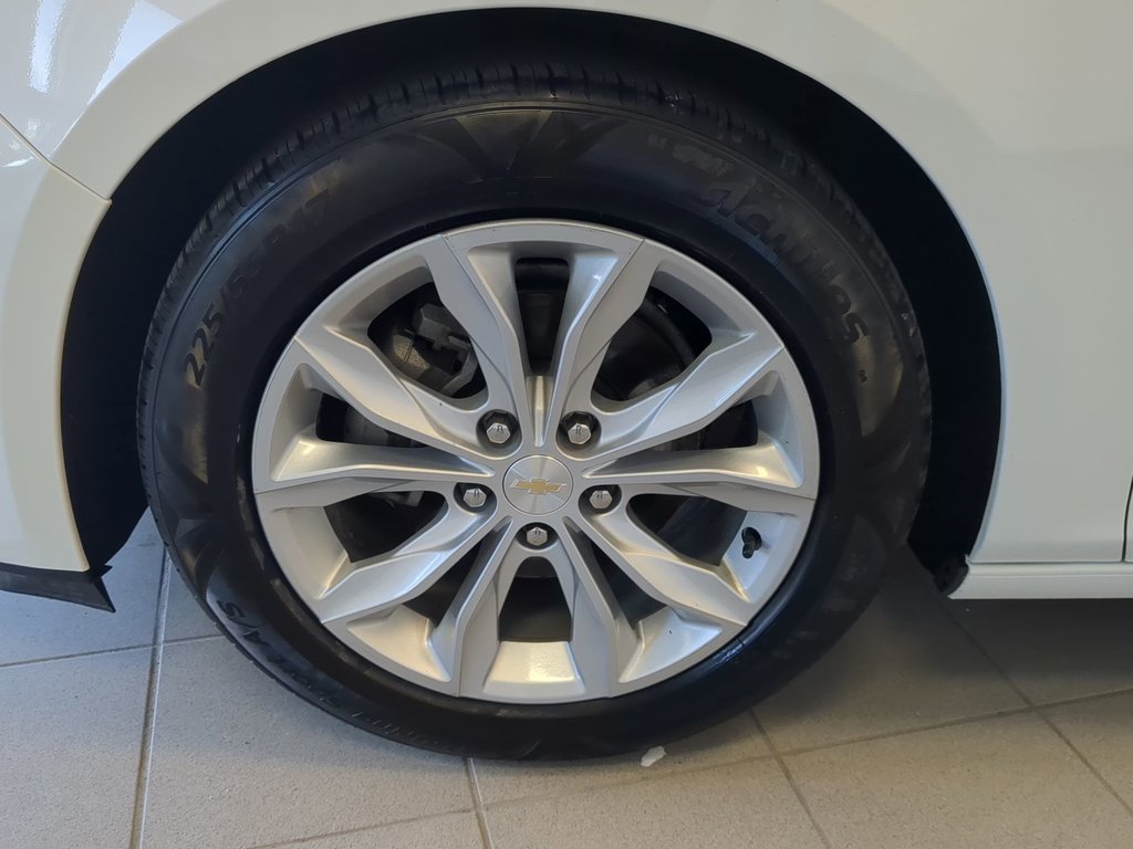 2023 Chevrolet Malibu 1LT in Dartmouth, Nova Scotia - 10 - w1024h768px