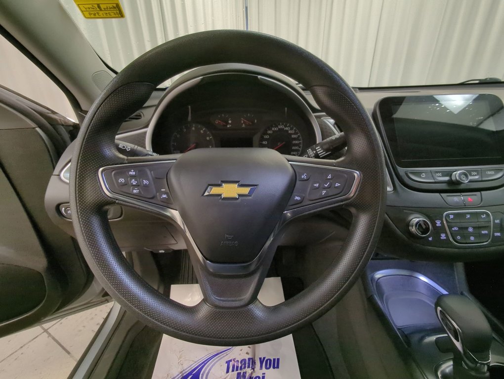 2023 Chevrolet Malibu 1LT in Dartmouth, Nova Scotia - 14 - w1024h768px