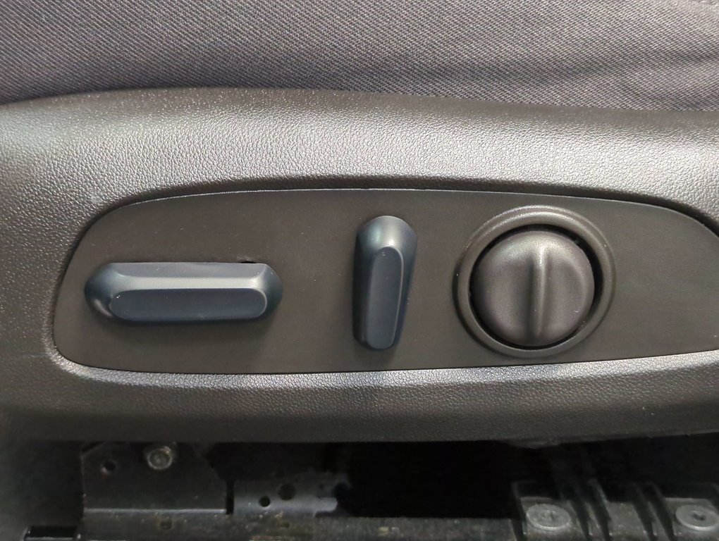 2023 Chevrolet Malibu 1LT in Dartmouth, Nova Scotia - 12 - w1024h768px