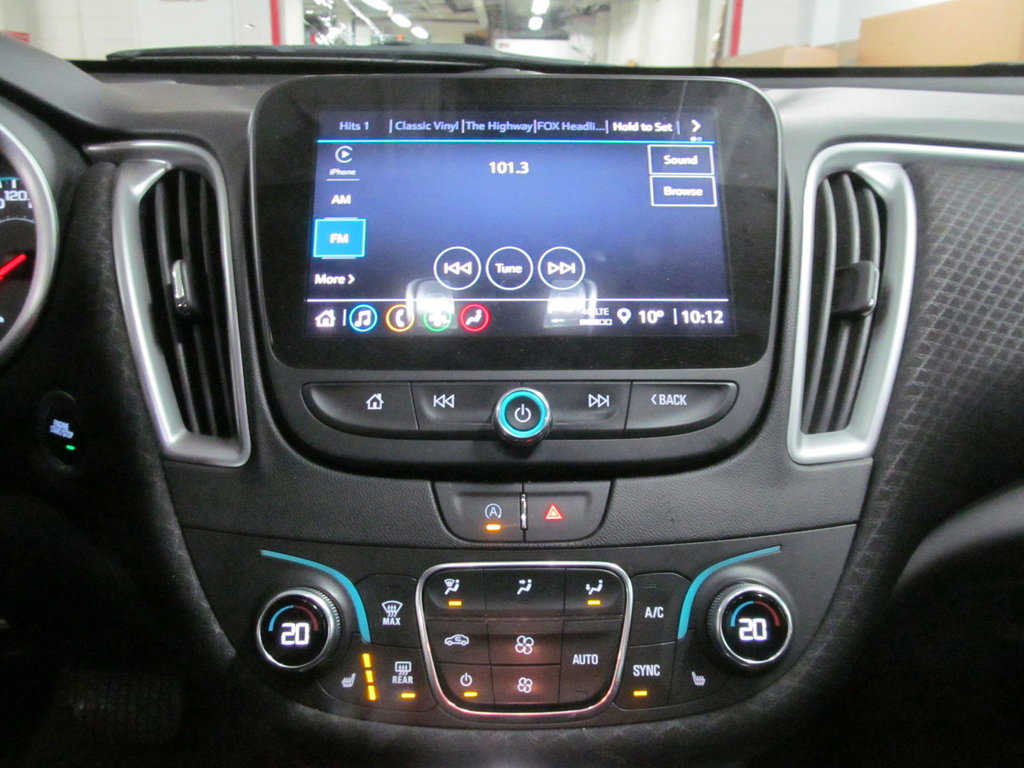 2023 Chevrolet Malibu 1LT in Dartmouth, Nova Scotia - 6 - w1024h768px