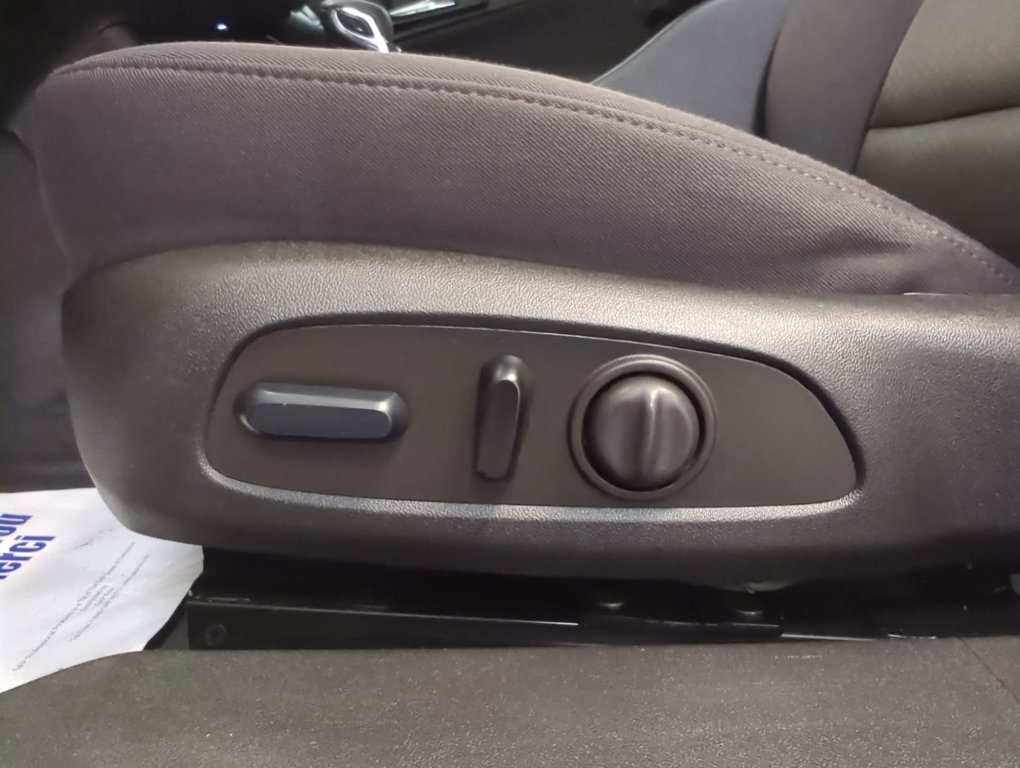 2023 Chevrolet Malibu 1LT in Dartmouth, Nova Scotia - 12 - w1024h768px