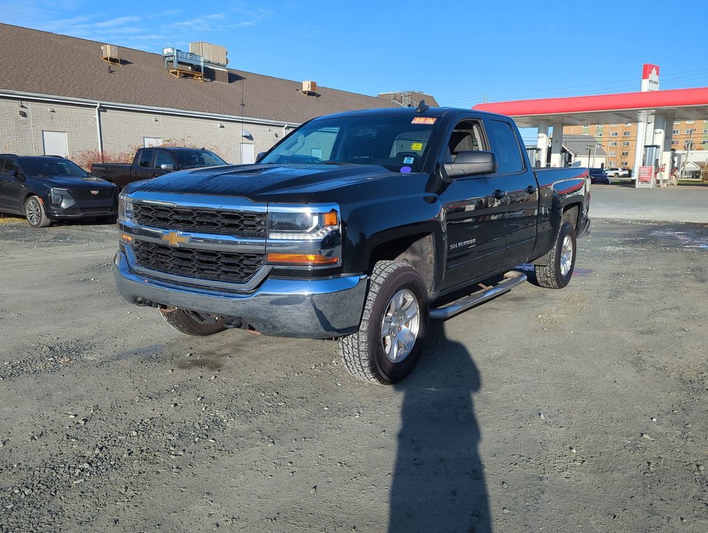 2019 Chevrolet Silverado 1500 LD LT in Dartmouth, Nova Scotia - 4 - w1024h768px